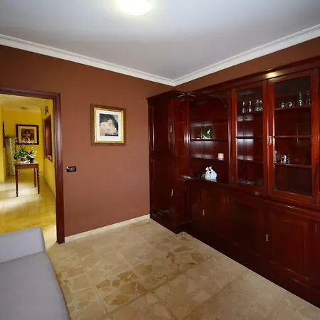 Alina - Con Piscina Privada