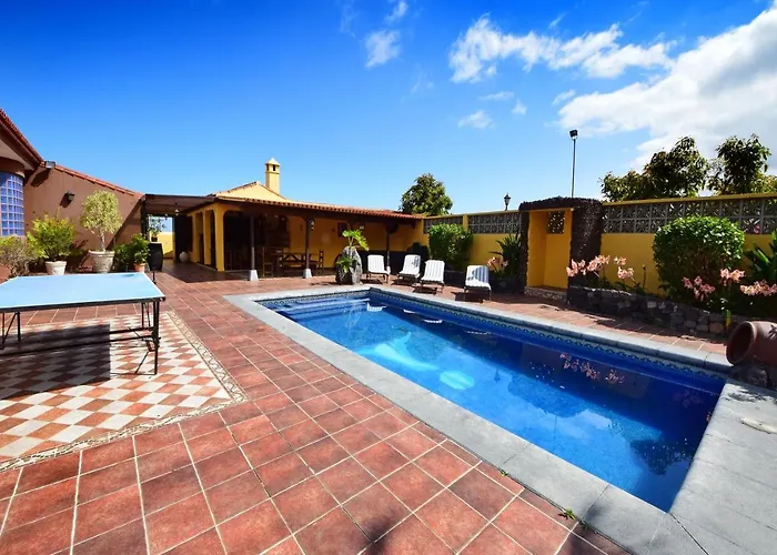 Alina - Con Piscina Privada