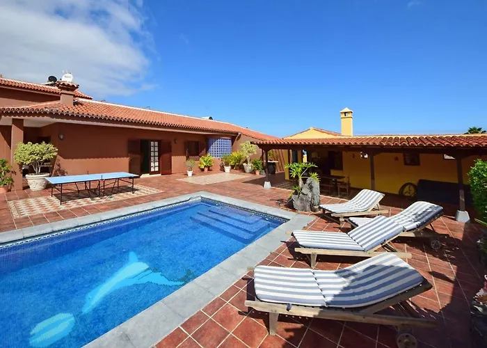 Alina - Con Piscina Privada Ferienhaus *