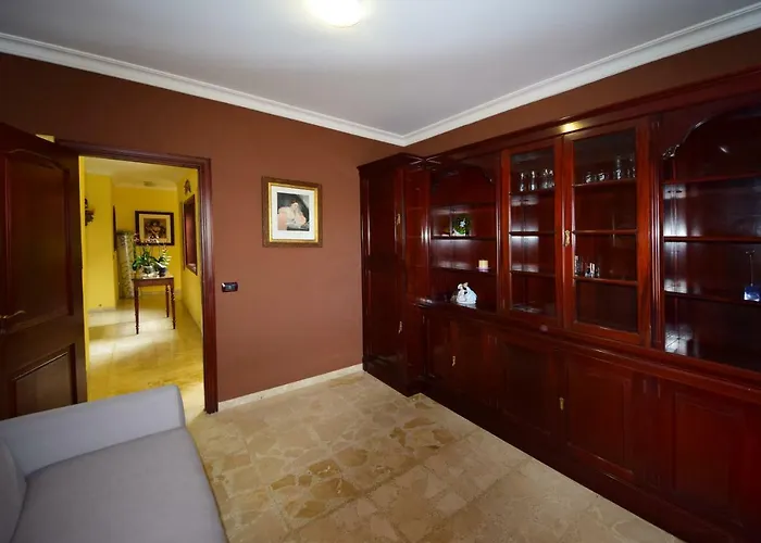 Alina - Con Piscina Privada