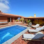 Alina - Con Piscina Privada Hébergement de vacances *